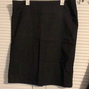 Black stretchy skirt